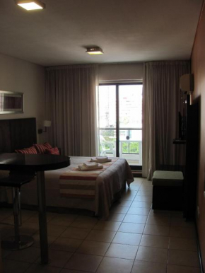 Cetro Real Condominium & Suites